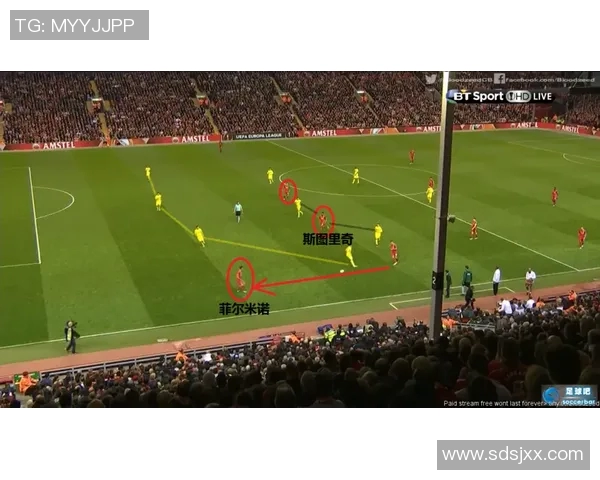 杭州足球队与上海足球队赛后复盘分析双方状态及表现亮点